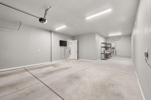 2421 Lynn Road SE, Rio Rancho, NM 87124