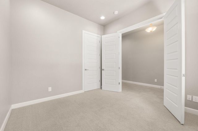 2421 Lynn Road SE, Rio Rancho, NM 87124