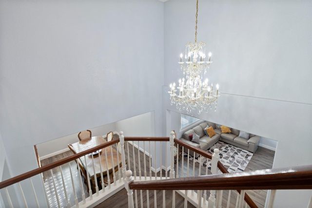 432 Meadow Creek Dr, Patterson, CA 95363