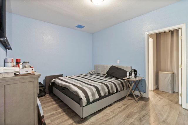 432 Meadow Creek Dr, Patterson, CA 95363