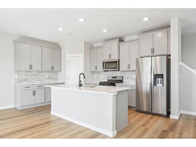 17843 E 94th Pl, Commerce City, CO 80022