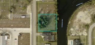 1521 SW 15th Pl, Cape Coral, FL 33991