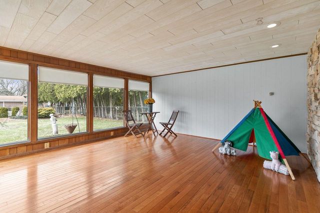 1859 NORTHPOINT STREET, Oshkosh, WI 54901