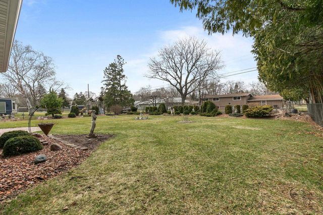 1859 NORTHPOINT STREET, Oshkosh, WI 54901