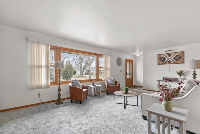 1859 NORTHPOINT STREET, Oshkosh, WI 54901