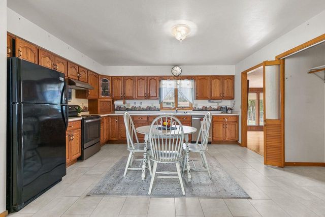 1859 NORTHPOINT STREET, Oshkosh, WI 54901