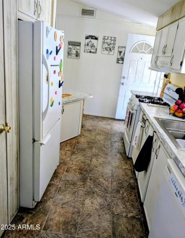 11425 E UNIVERSITY Drive 75, Apache Junction, AZ 85120