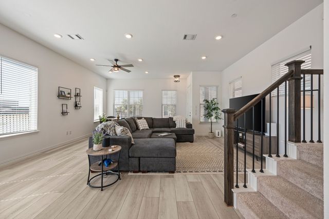 6201 Queens Path, North Richland Hills, TX 76180