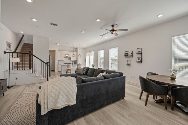 6201 Queens Path, North Richland Hills, TX 76180