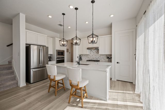 6201 Queens Path, North Richland Hills, TX 76180