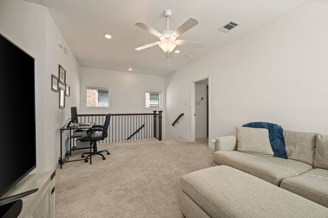 6201 Queens Path, North Richland Hills, TX 76180