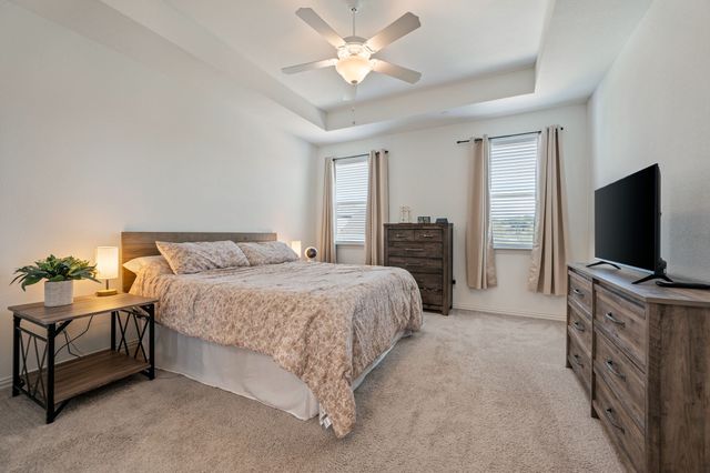 6201 Queens Path, North Richland Hills, TX 76180
