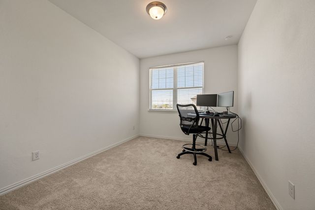 6201 Queens Path, North Richland Hills, TX 76180