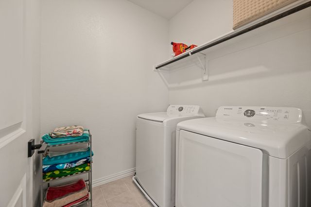 6201 Queens Path, North Richland Hills, TX 76180