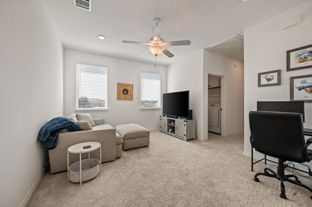 6201 Queens Path, North Richland Hills, TX 76180