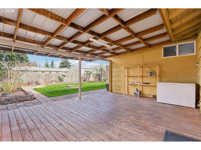 18021 Se MILL Ct, Portland, OR 97233