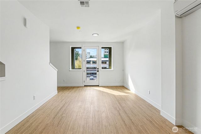 518 13th Avenue SE, Olympia, WA 98501