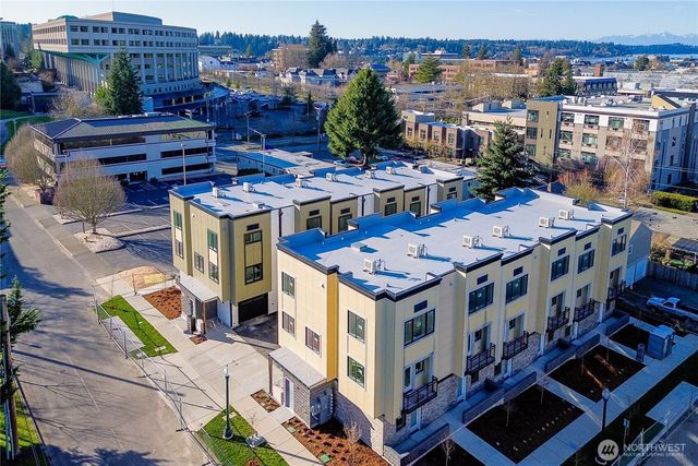 518 13th Avenue SE, Olympia, WA 98501