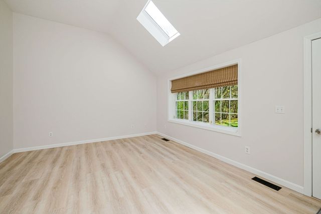 145 Shag Bark Rd, Taunton, MA 02780