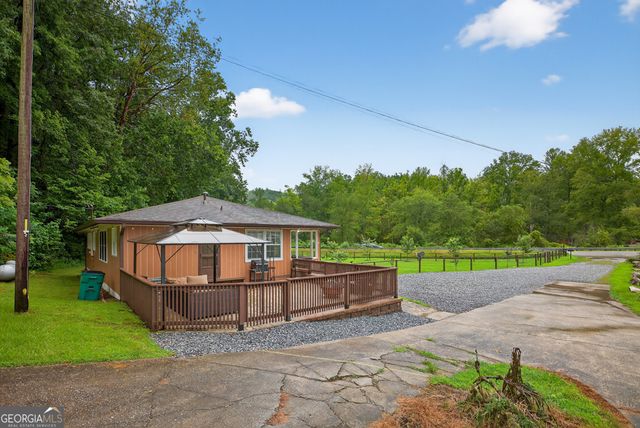 8 Taylor Road, Helen, GA 30545