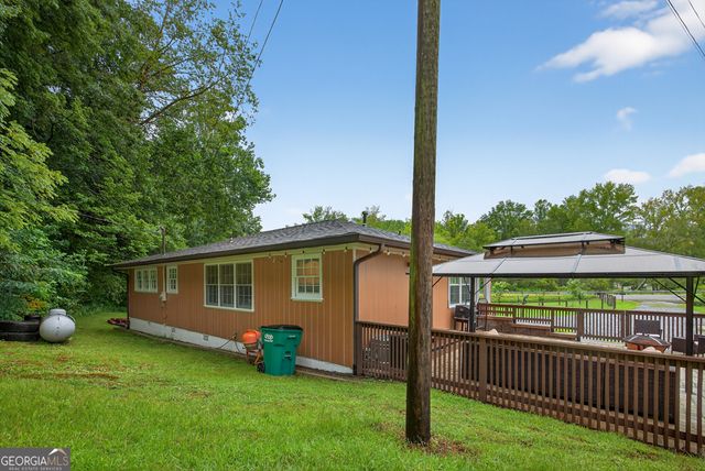 8 Taylor Road, Helen, GA 30545