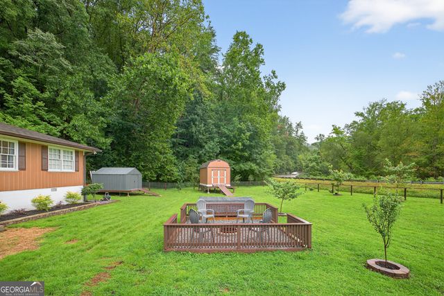 8 Taylor Road, Helen, GA 30545