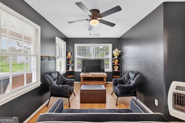 8 Taylor Road, Helen, GA 30545