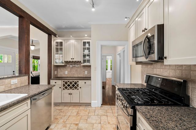 111 Edgemoor Drive, Lexington, KY 40503