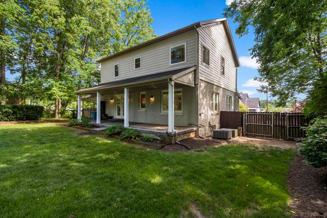 111 Edgemoor Drive, Lexington, KY 40503