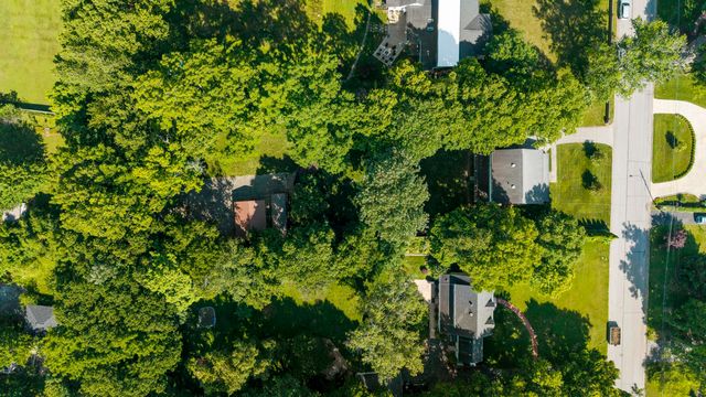 111 Edgemoor Drive, Lexington, KY 40503