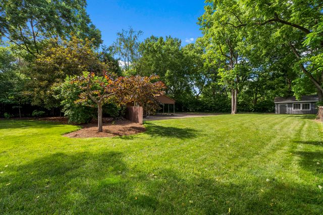 111 Edgemoor Drive, Lexington, KY 40503