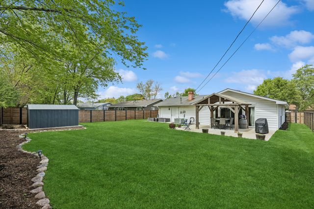 385 Lafayette Lane, Hoffman Estates, IL 60169