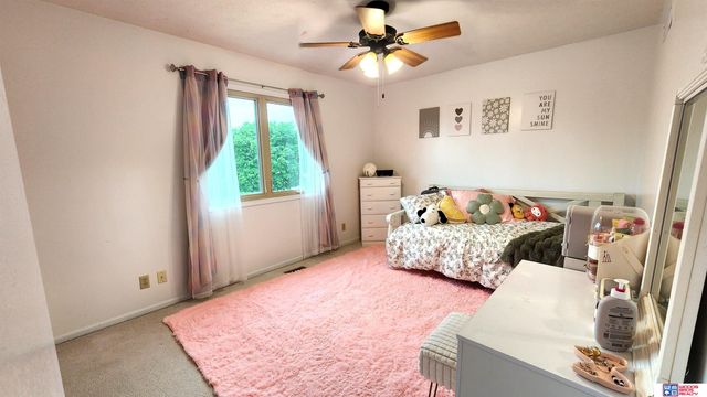5406 NW 4th Street, Lincoln, NE 68521