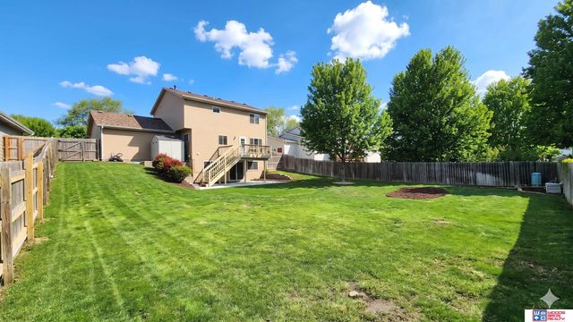 5406 NW 4th Street, Lincoln, NE 68521