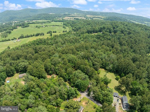 236 LAUREL DR, Madison, VA 22727