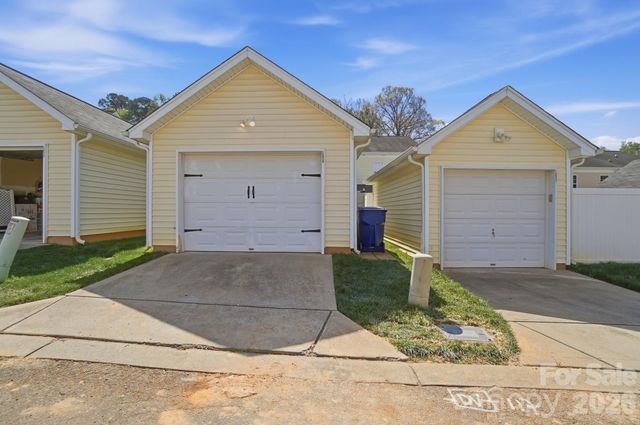 13938 Cypress Woods Drive, Huntersville, NC 28078