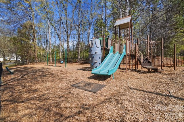 13938 Cypress Woods Drive, Huntersville, NC 28078