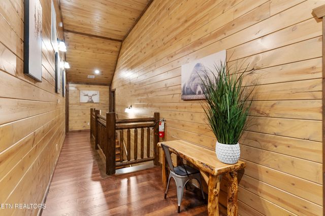 2822 Owens Ridge Way, Sevierville, TN 37876