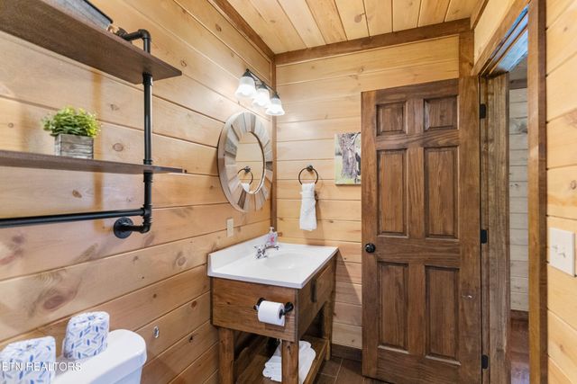 2822 Owens Ridge Way, Sevierville, TN 37876