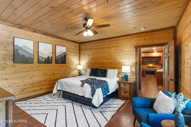 2822 Owens Ridge Way, Sevierville, TN 37876