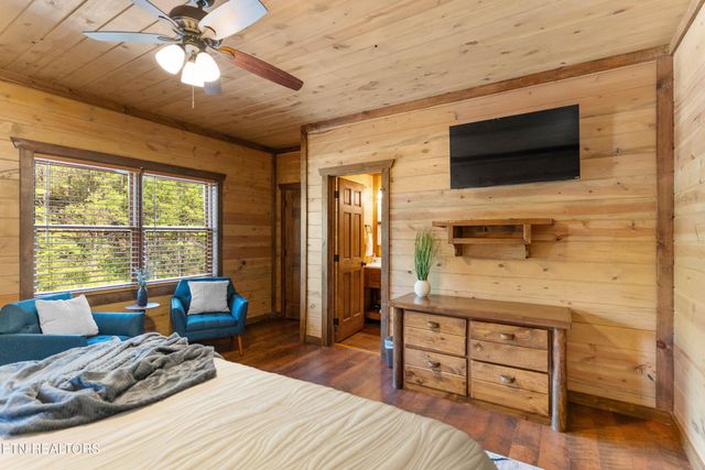 2822 Owens Ridge Way, Sevierville, TN 37876