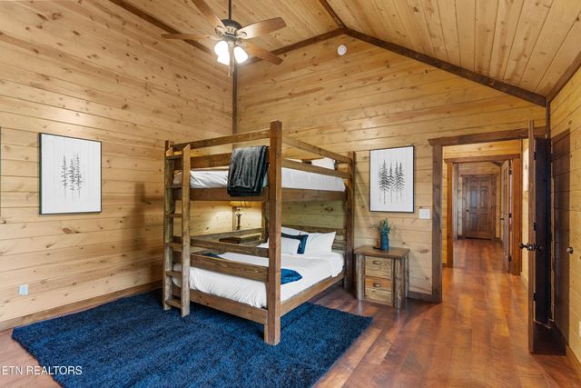 2822 Owens Ridge Way, Sevierville, TN 37876