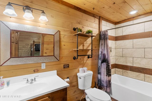 2822 Owens Ridge Way, Sevierville, TN 37876