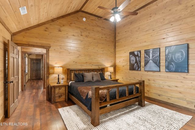 2822 Owens Ridge Way, Sevierville, TN 37876