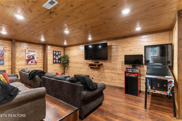2822 Owens Ridge Way, Sevierville, TN 37876