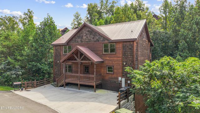 2822 Owens Ridge Way, Sevierville, TN 37876