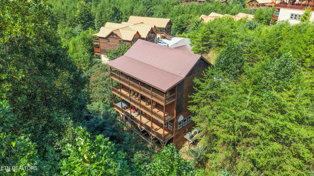 2822 Owens Ridge Way, Sevierville, TN 37876
