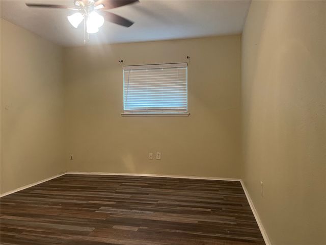 627 Mckown Drive, Mansfield, TX 76063