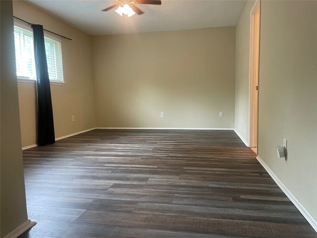 627 Mckown Drive, Mansfield, TX 76063
