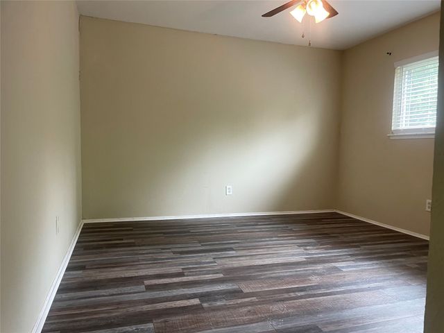 627 Mckown Drive, Mansfield, TX 76063